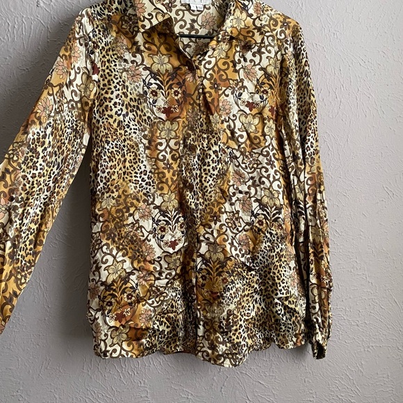 Women’s Silk Blouse | Silk Button Up | Women Silk Shirt | Women Silk Button-Up - Picture 5 of 14